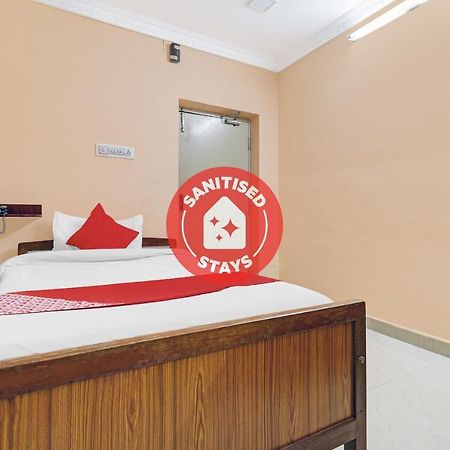 Oyo 81409 Hotel Sivajothi Thoothukudi Extérieur photo
