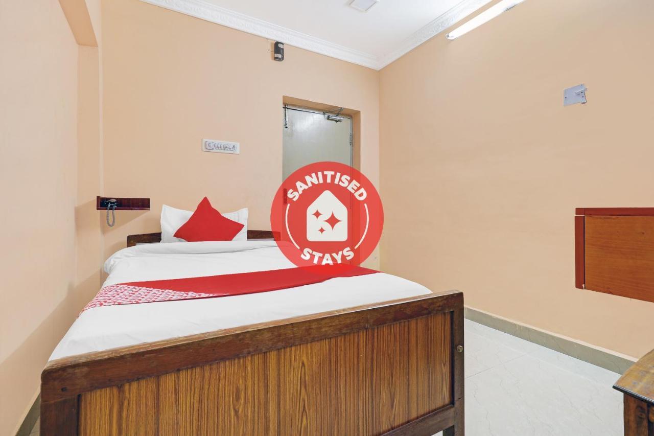 Oyo 81409 Hotel Sivajothi Thoothukudi Extérieur photo