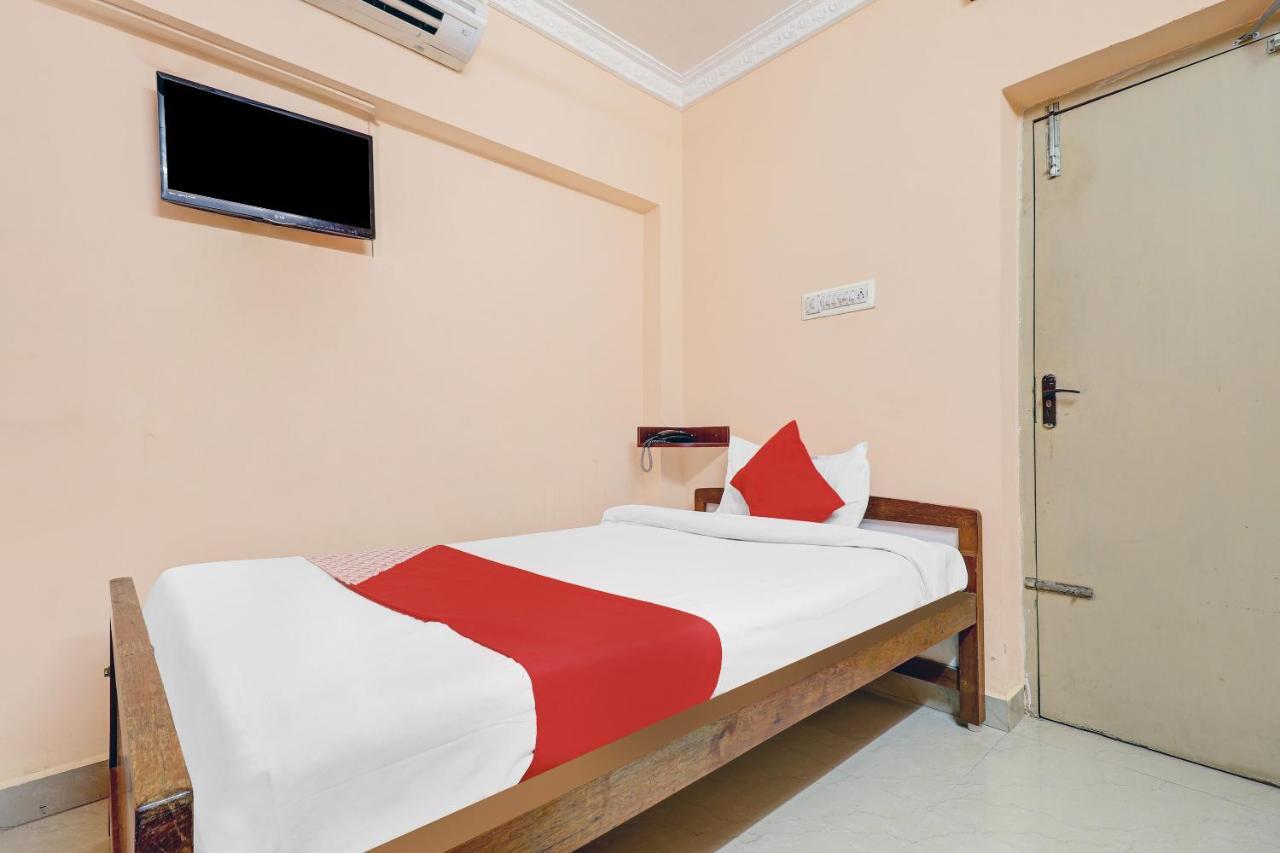 Oyo 81409 Hotel Sivajothi Thoothukudi Extérieur photo