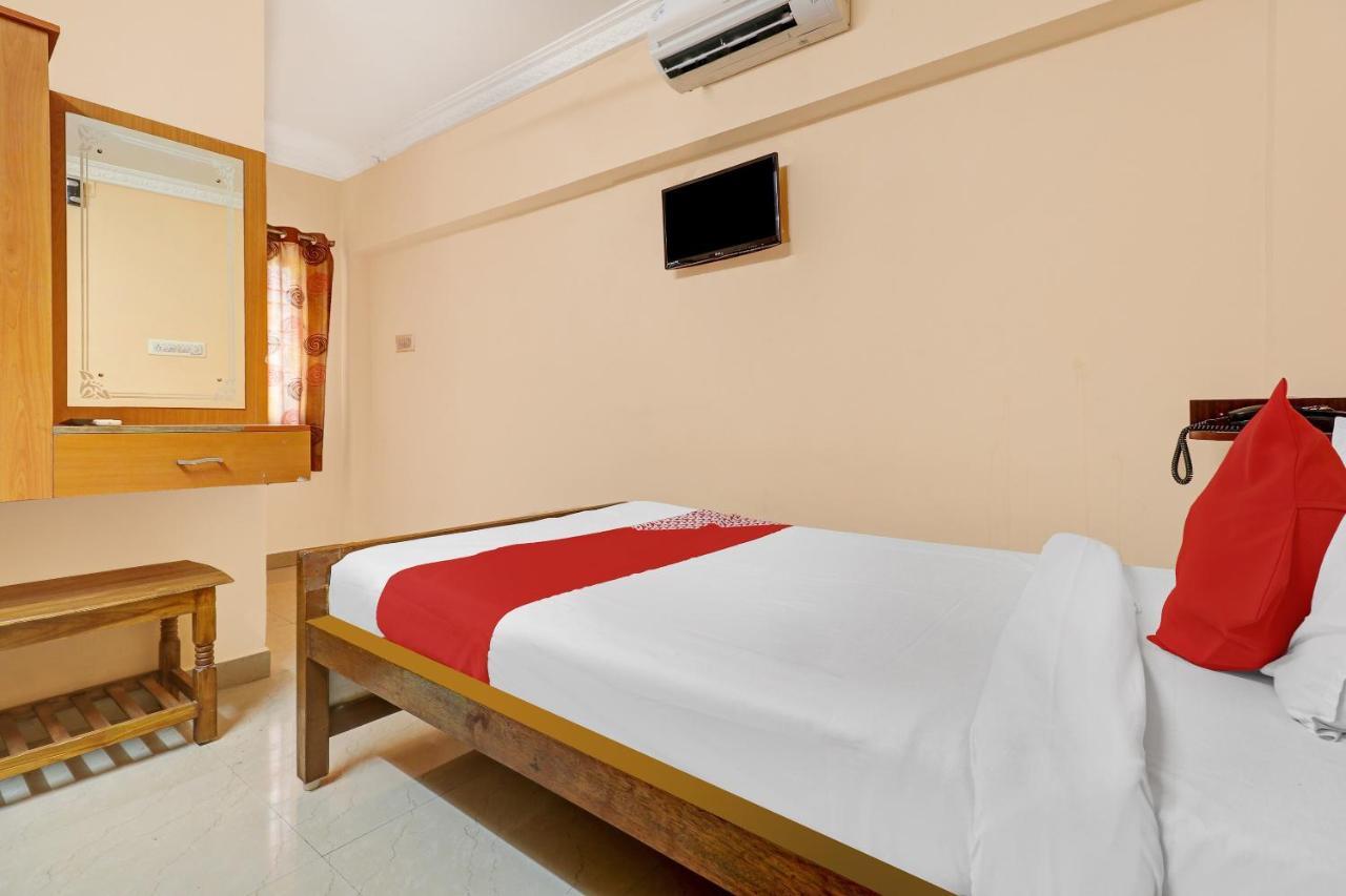 Oyo 81409 Hotel Sivajothi Thoothukudi Extérieur photo